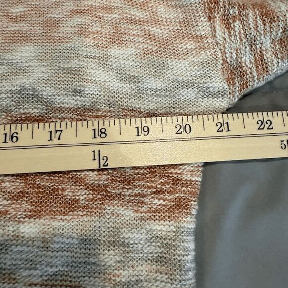 Natural Reflections Lightweight Fringe Sweater V-Neck Rust Tan Cream Size Medium - Picture 9 of 12